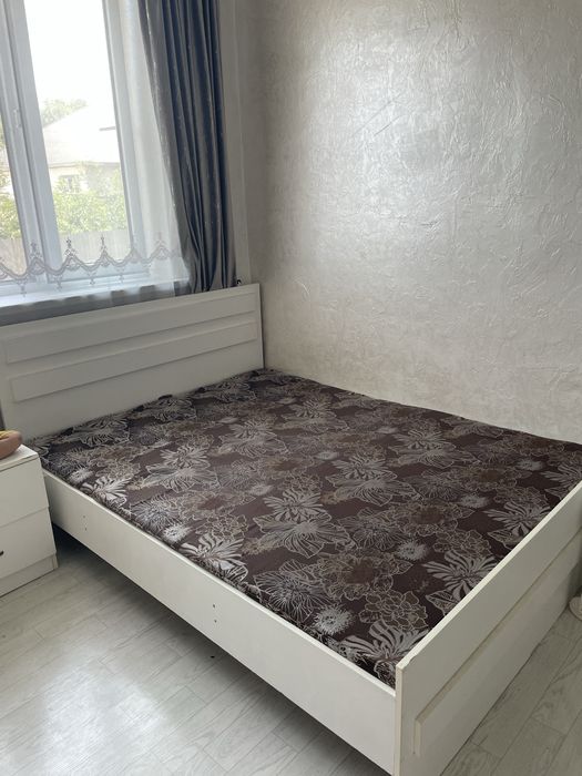 Срочнг продам кроватт