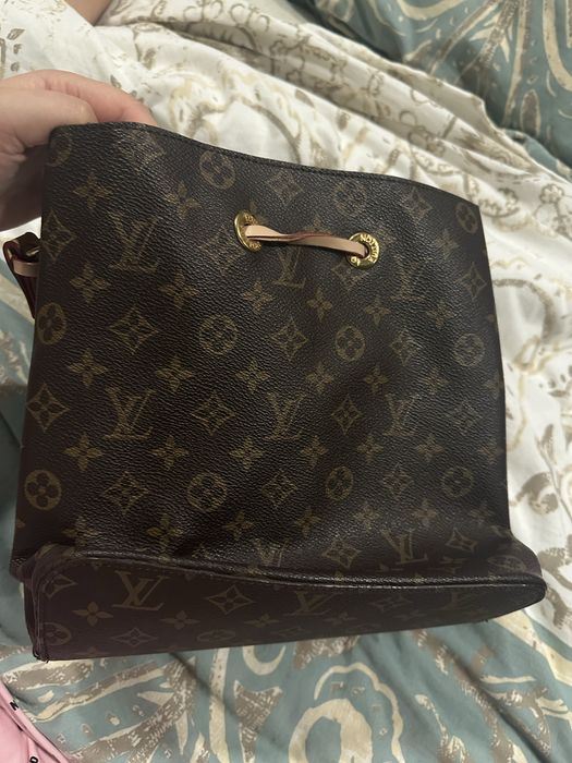 Louis Vuitton чанта