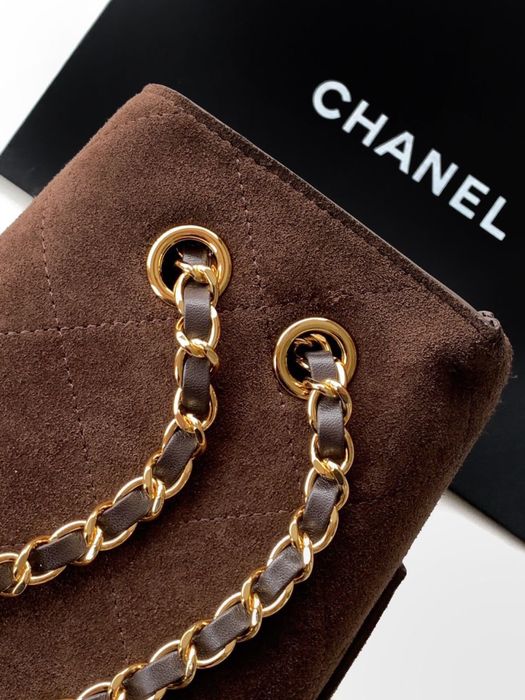 Чанта Chanel естествен велур