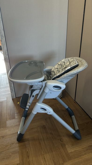 Детский стульчик для кормления
