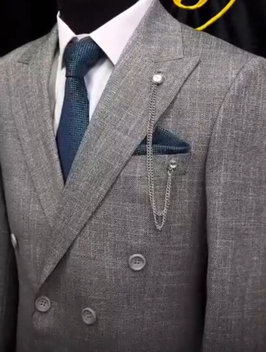 Продам костюм тройка Турция