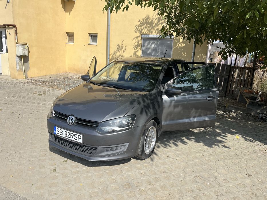 VOLKSWAGEN Polo 2010 — imagine 2