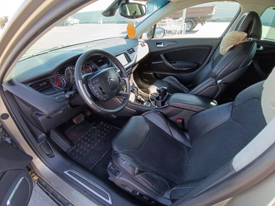 Van Citroen | C5 | 2011 | Cutie Automata AISIN AM6 |