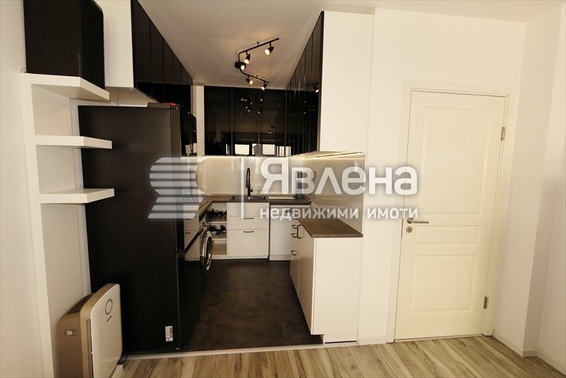 Продава се Тристаен апартамент в София, Лозенец - 100 кв.м за 3700 €/кв.м - Снимка #5