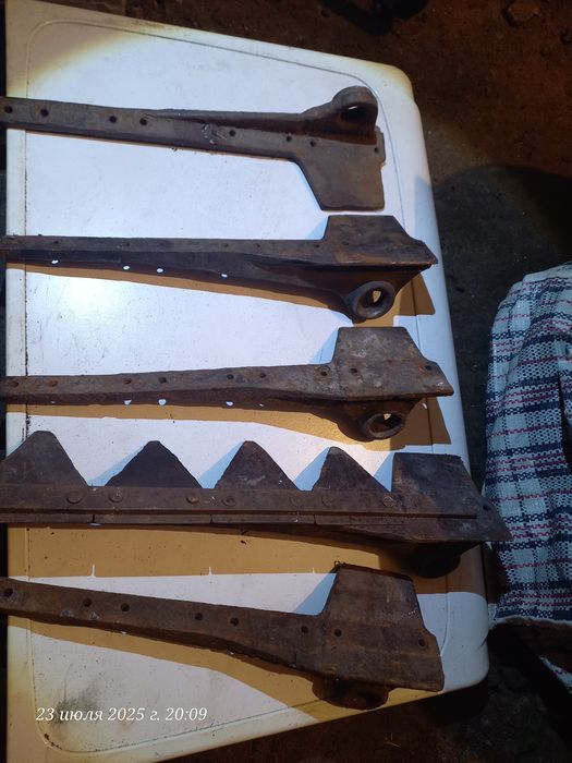Продам пятку на сенокосилку.