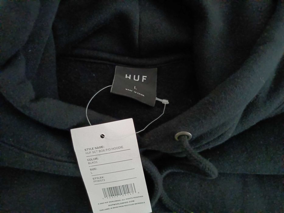 Суичър на Huf Worldwide