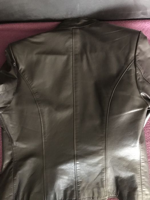 Кожено яке кафяво