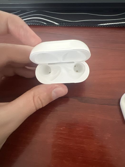 Airpods 4 cu anc