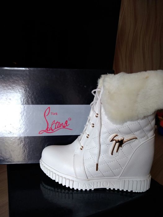 Продам теплые зимние сапоги!