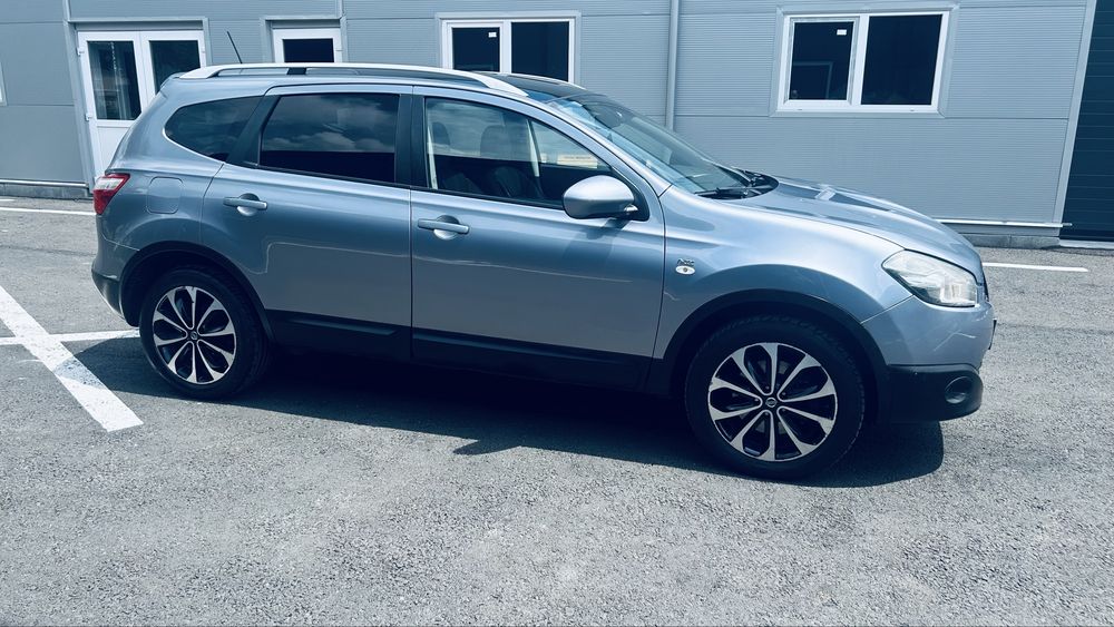Nissan qashqai+2 2011 4x4