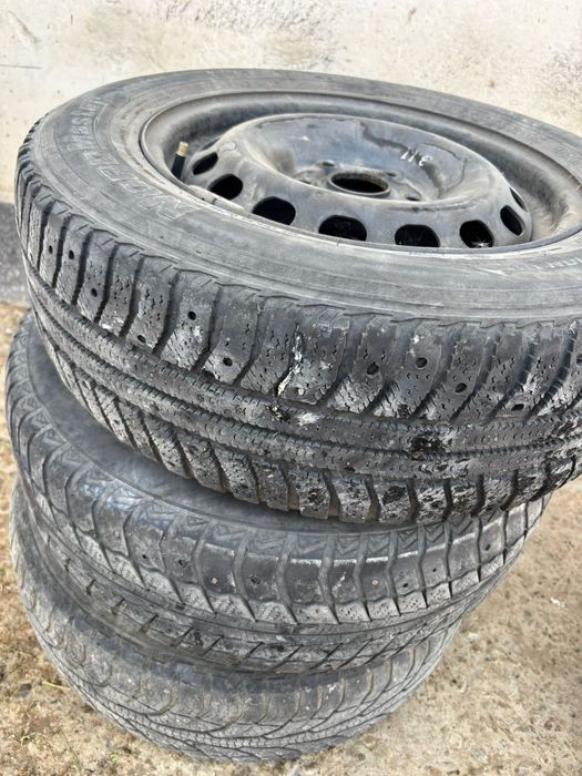 Шини зимни. Қыстық дөңгелек