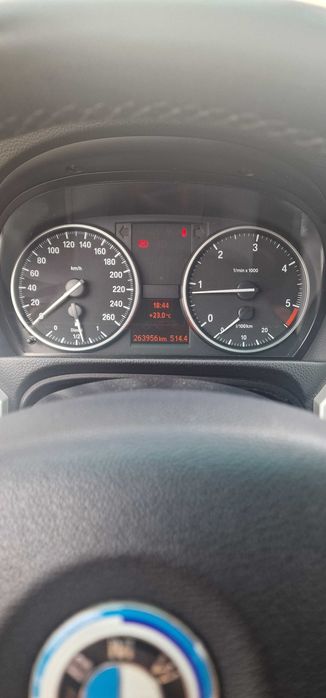 Bmw  e91 318d, an 2010  4650e (nu e90 e60 e61)