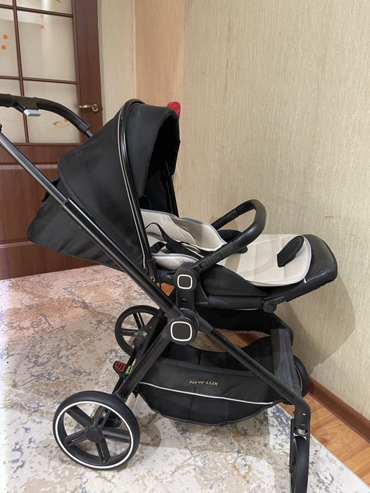 Продам коляску New Lux