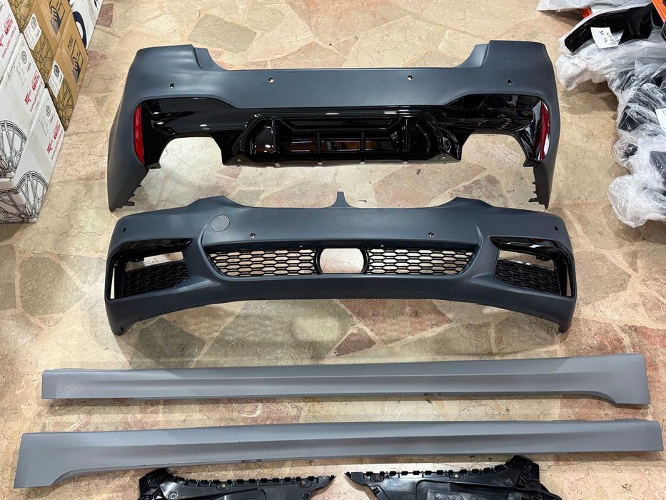 Pachet M Tech Bmw G30 Seria 5 Bara Fata + Spate + Praguri