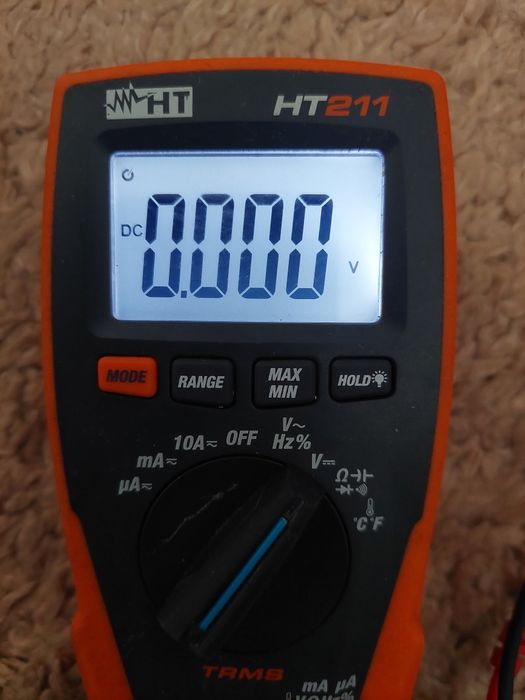 Multimetru digital HT211,aparat de masura functional