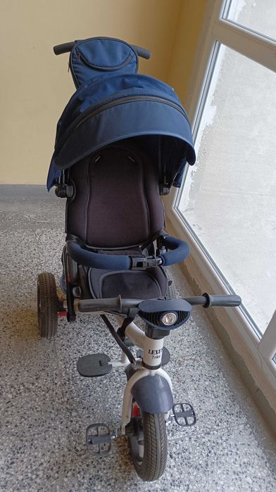 Триколка Lexus в отлично състояние!