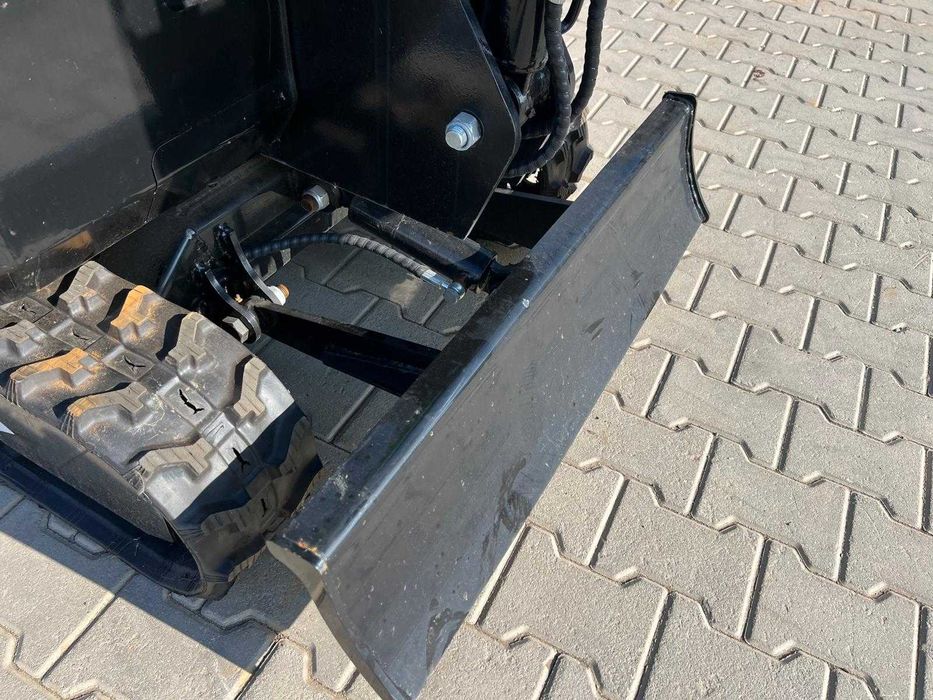 Мини багер FF Industrial – 11 к.с., 1 тон (Нов) + Видео