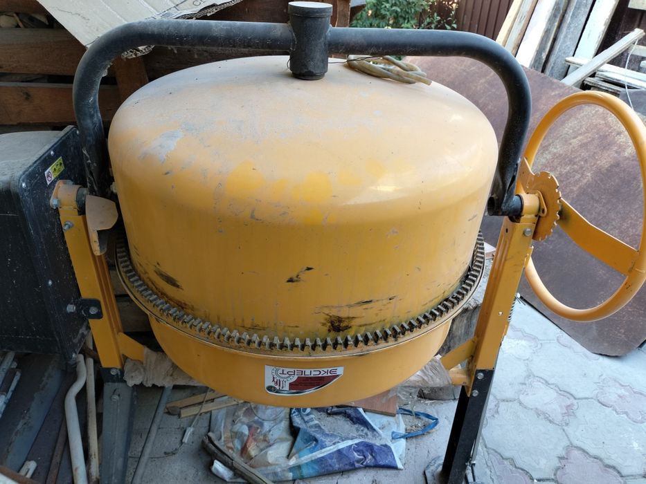 Прокат инструментов