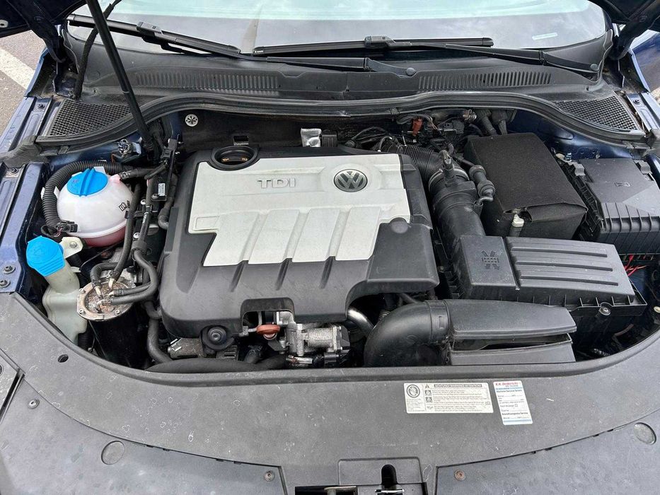 VOLKSWAGEN Passat CC 2009 — imagine 4