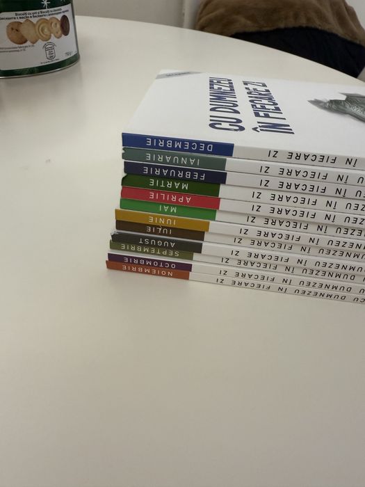 Set carti 12 luni Cu Dumnezeu in fiecare zi