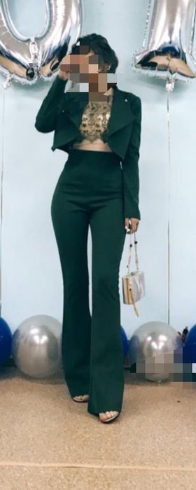 Продам костюм