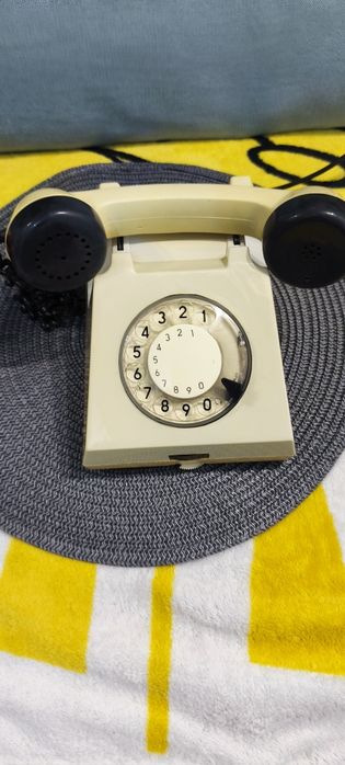 Telefon cu disc made în România anii '70 '80