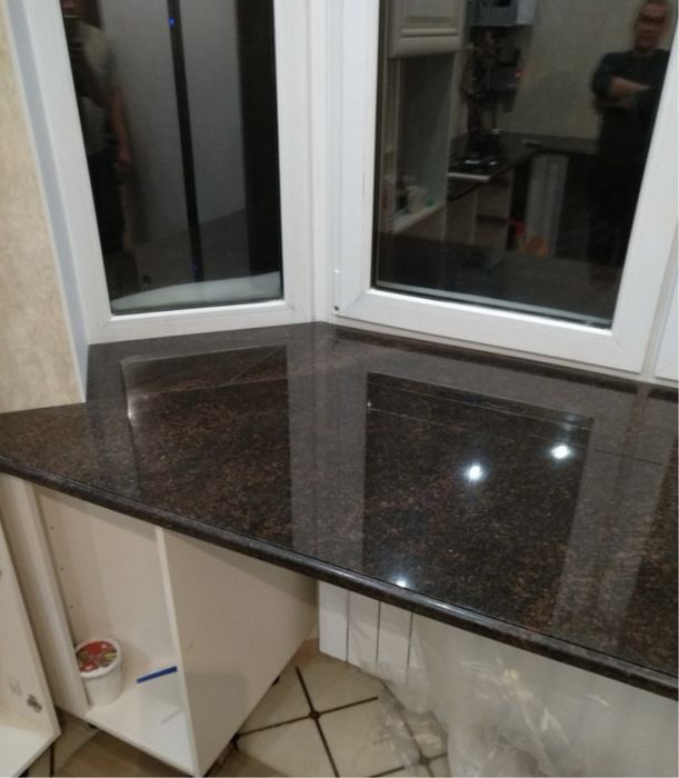 Установка Столещница из гранита , подоконники