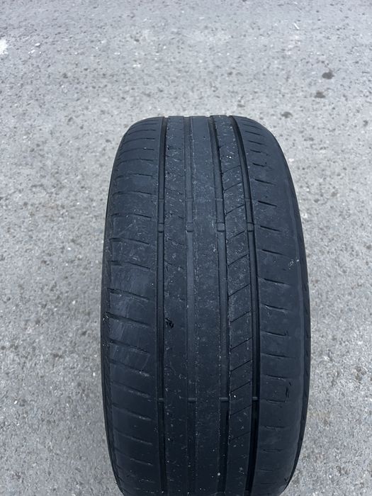 Продам летние покрышки R18