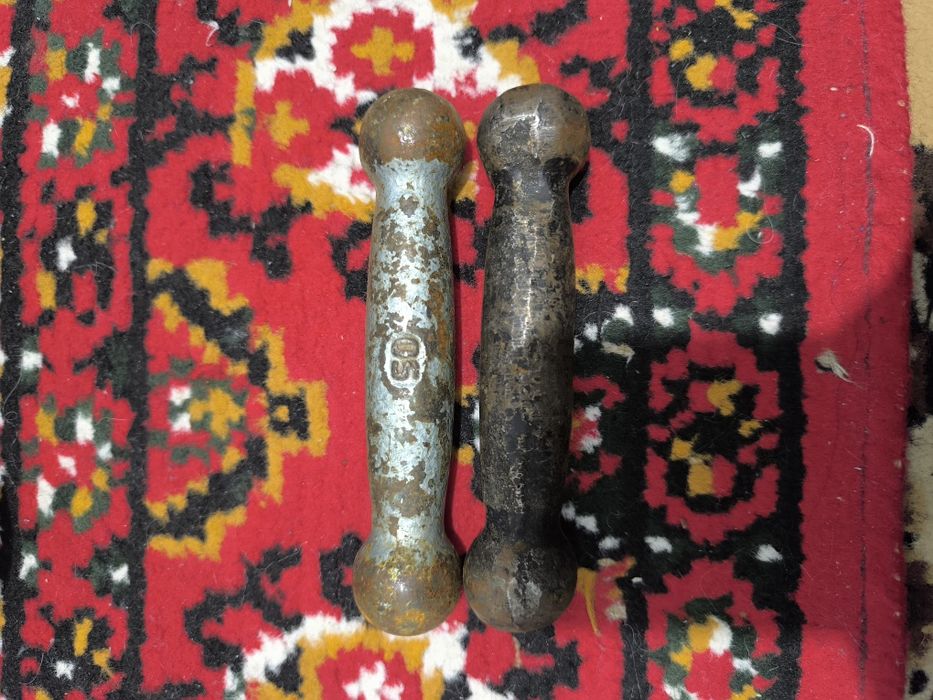 Гантели 4кг, 3кг