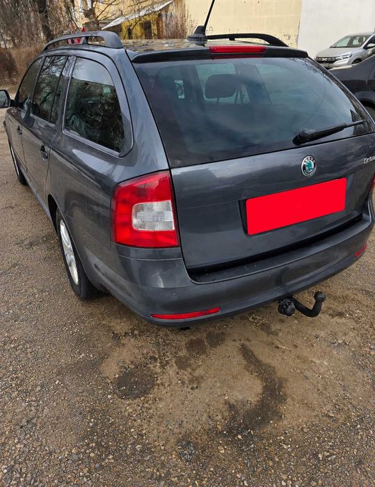 SKODA Octavia 2011 — imagine 3