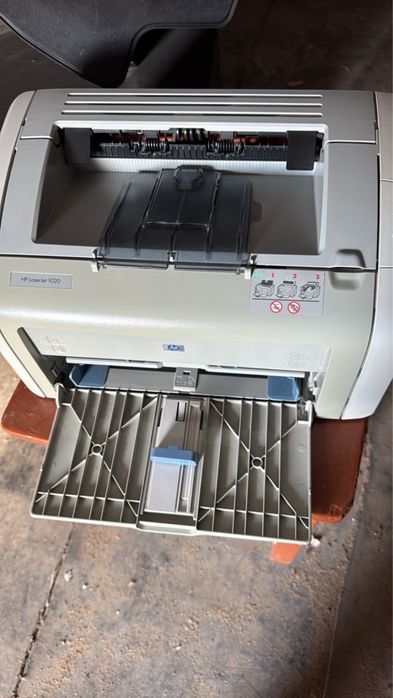 Принтер HP Laser jet 1020