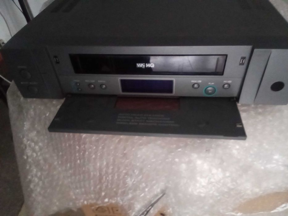 Videorecorder Goldstar si DVD LG