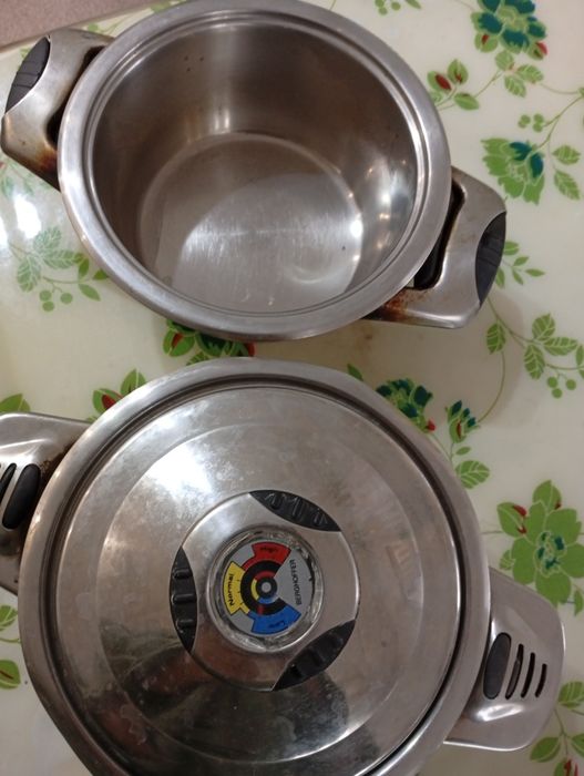 Продам кастрюлю Bergner