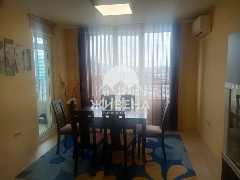 Дава се под наем Тристаен апартамент в Варна, Лятно кино Тракия - 117 кв.м за 818 € - Снимка #4