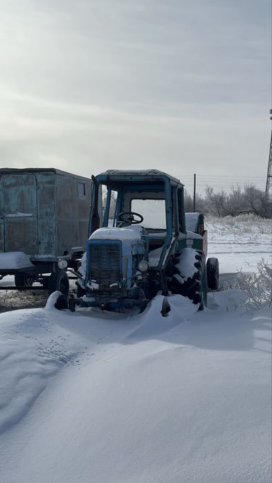 Трактор МТЗ 80 с новым пресс подборщиком