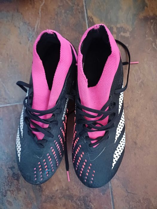 Футболни обувки: Adidas Predator accuracy. 2 (номер: 42)