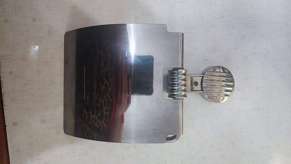 Держать для бумаги в туалет