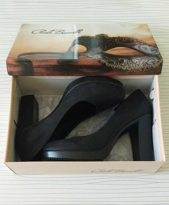 Продавам дамски обувки N38* супер изгодно!