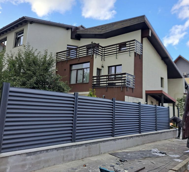 Garduri din sipca tip jaluzea