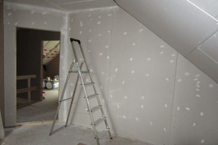 Renovam,Construim case, Demolam