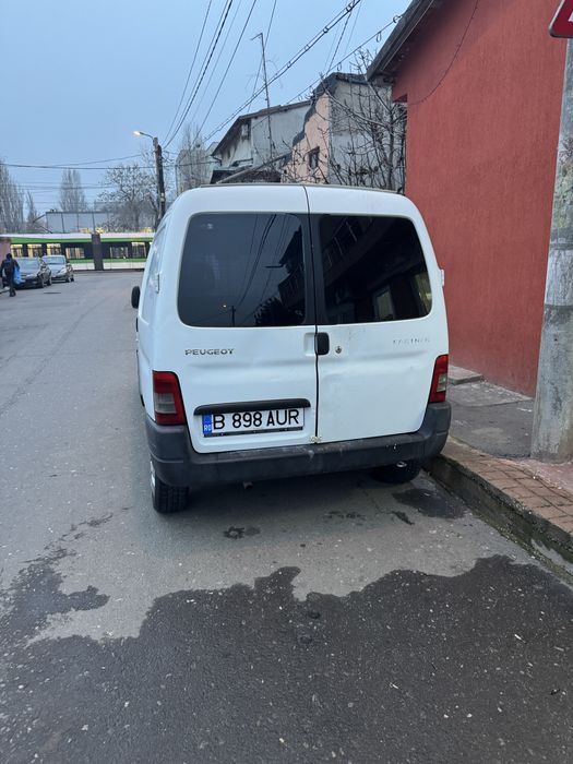 Peugeot Partner cu acte la zi