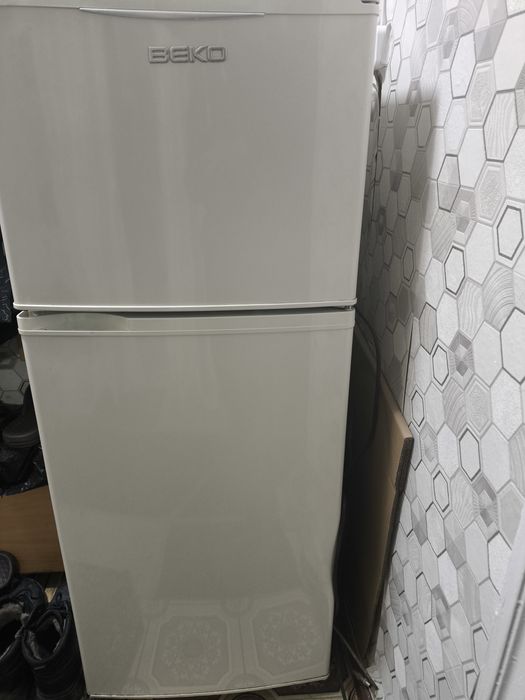 Холодильник веко