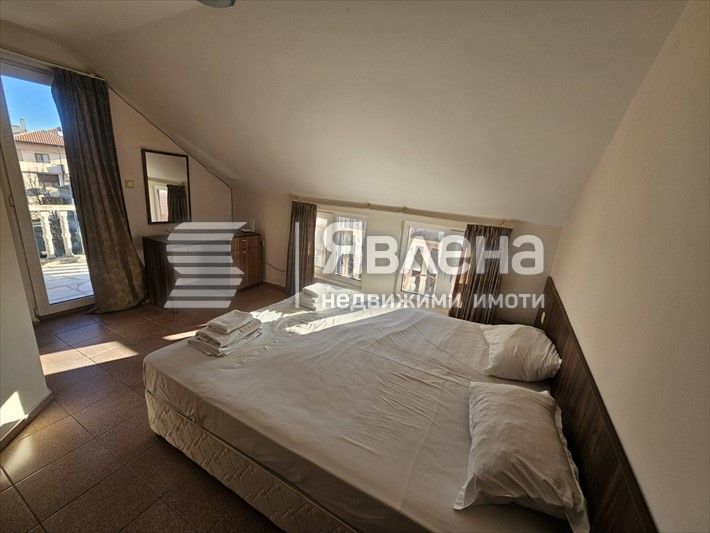 Продава се Тристаен апартамент в Поморие - 70 кв.м за 925 €/кв.м - Снимка #2