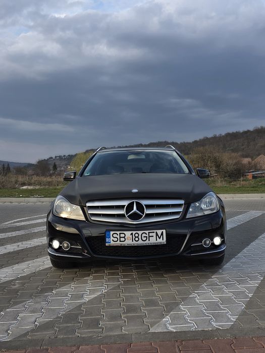 Vând Mercedes C Klasse S204 C200