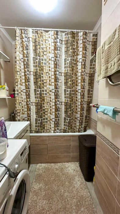 С ремонтом 4 ком Екатерина Империя