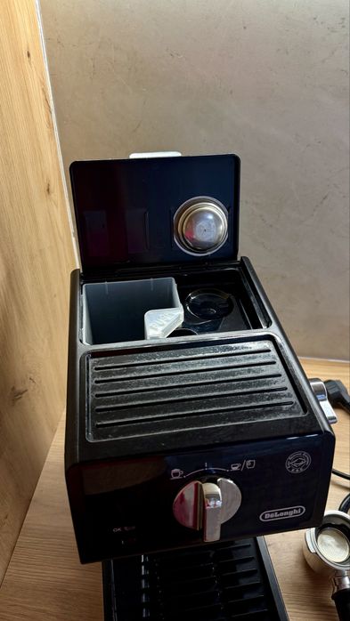Продам кофемашину Delonghi ECP 31.21