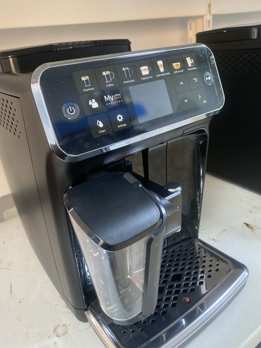 Espressor  Philips LatteGo  seria EP 5400 expresor espresor