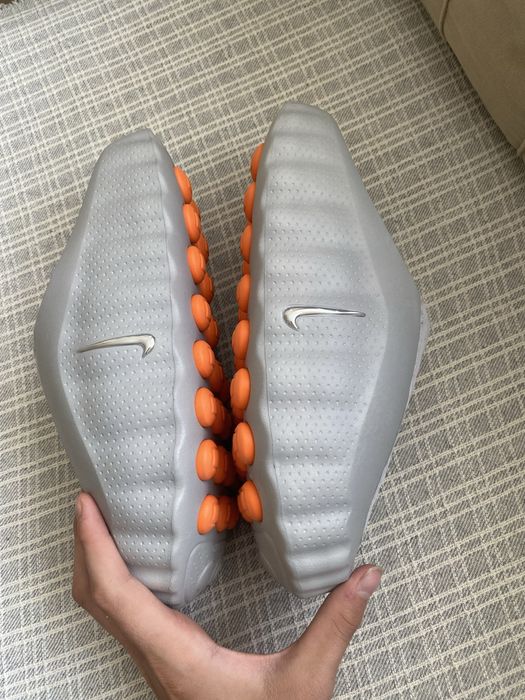 Продам Nike Mind