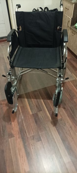 Коляска инвалидная