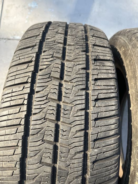 2 бр. гуми за бус 195/60/16C Continental DOT 3921 6,5 mm